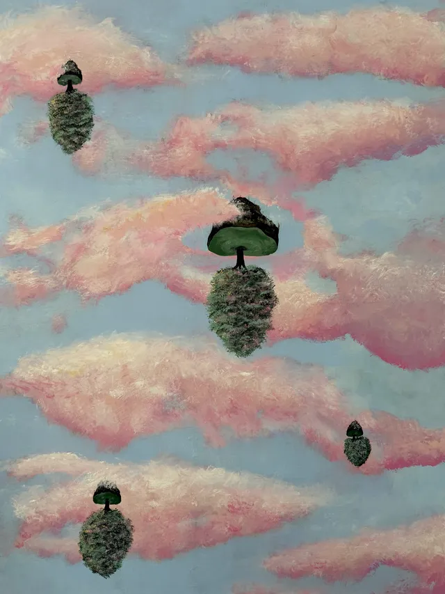 Surrealistyczny obraz unoszących się drzew w kształcie grzybów pośród różowych chmur.